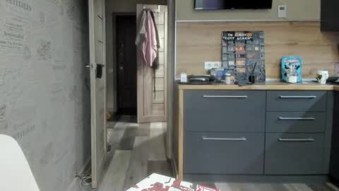 Snapshot of be_daddy chatting on 02-28-25, 03:26 Summer BABY online show from 02-28-25, 03:26