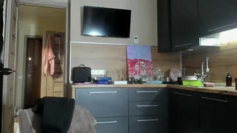 Snapshot of be_daddy chatting on 03-06-25, 04:38 Summer BABY online show from 03-06-25, 04:38