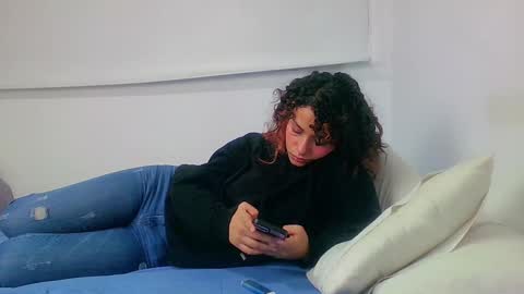 Sara  Juan online show from 12-24-24, 02:10