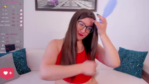 Lola online show from 04-01-26, 01:12