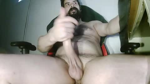 bearded_fellow online show from 11-13-25, 07:02