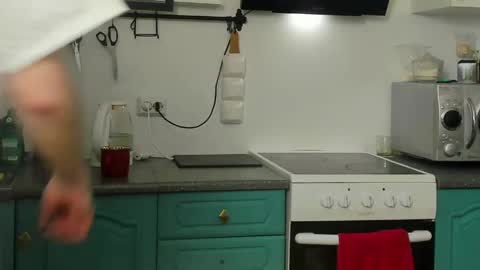 Zeus online show from 04-05-26, 08:50