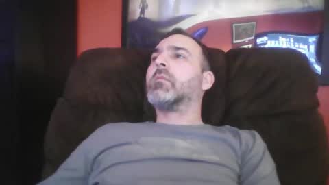 Snapshot of beardedambition chatting on 02-15-25, 02:44 beardedambition online show from 02-15-25, 02:44