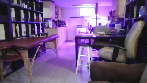 Snapshot of beardedambition chatting on 02-22-25, 06:19 beardedambition online show from 02-22-25, 06:19