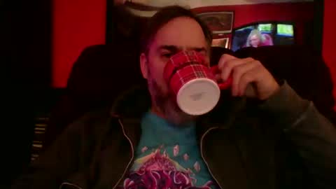 Snapshot of beardedambition chatting on 11-21-25, 03:00 beardedambition online show from 11-21-25, 03:00