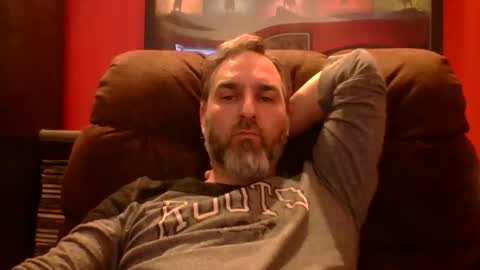 Snapshot of beardedambition chatting on 12-01-25, 02:38 beardedambition online show from 12-01-25, 02:38