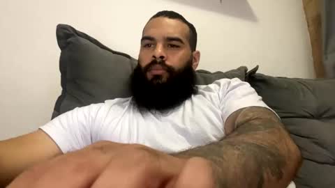 Snapshot of beardmax chatting on 01-18-26, 05:55 Min online show from 01-18-26, 05:55