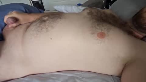 Snapshot of bearsarehot99 chatting on 02-01-26, 10:19 bearsarehot99 online show from 02-01-26, 10:19