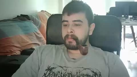 Snapshot of beartsmkr chatting on 10-06-25, 02:36 beartsmkr online show from 10-06-25, 02:36