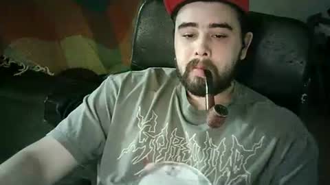 Snapshot of beartsmkr chatting on 10-20-25, 11:27 beartsmkr online show from 10-20-25, 11:27