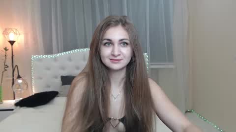 Snapshot of beataangel chatting on 11-12-25, 08:48 beataangel online show from 11-12-25, 08:48