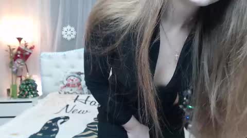 Snapshot of beataangel chatting on 11-28-25, 07:55 beataangel online show from 11-28-25, 07:55