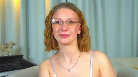 Beatrice online show from 04-08-26, 06:41