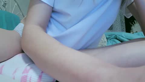 BeatriceTender online show from 01-05-25, 01:35