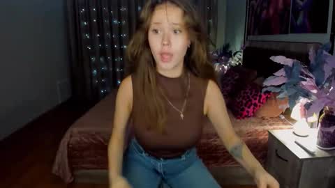 BeatriceWild online show from 12-04-25, 11:08