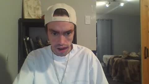 Snapshot of beaulieu2027 chatting on 12-16-25, 12:48 beaulieu2027 online show from 12-16-25, 12:48