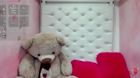 Snapshot of beautiful__brunette chatting on 02-14-26, 12:24 beautiful__brunette online show from 02-14-26, 12:24