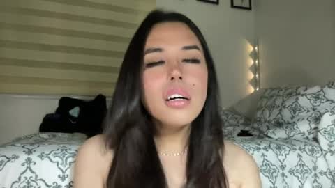 Snapshot of beautiful_lust69 chatting on 07-13-26, 11:07 Sweet Aya online show from 07-13-26, 11:07