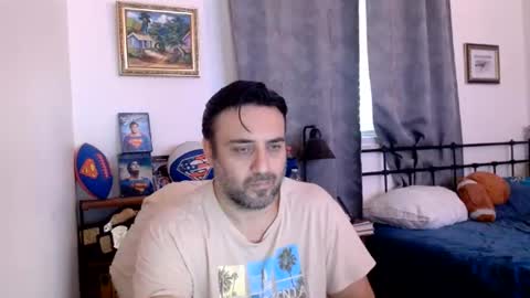 Snapshot of beautifulmanentertainment chatting on 07-26-26, 09:54 Kalel Superman online show from 07-26-26, 09:54