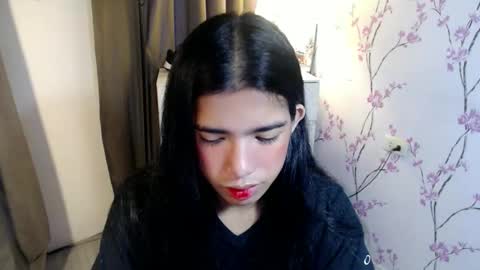 TRIXIE online show from 12-16-25, 05:23