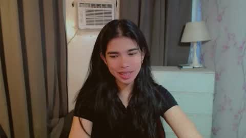 TRIXIE online show from 03-30-26, 02:12