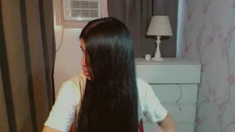 TRIXIE online show from 04-11-26, 07:56