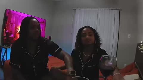 Snapshot of beautyandthebeast4l chatting on 02-05-26, 04:17 BeautyAndTheBeast online show from 02-05-26, 04:17