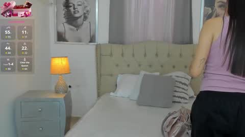 Ariana Reyes online show from 09-24-25, 12:30