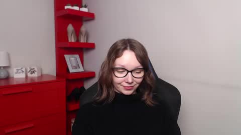 Zoe online show from 02-10-25, 07:36