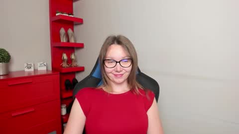 Zoe online show from 09-11-25, 05:29