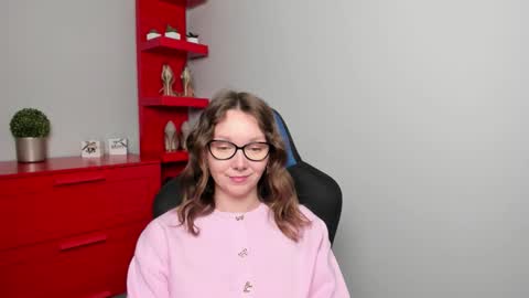 Zoe online show from 09-23-25, 05:54