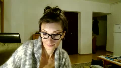 Raluca online show from 12-22-24, 06:26