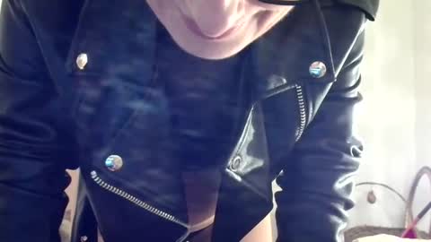 Snapshot of bebacksooon chatting on 01-15-26, 07:50 Raluca online show from 01-15-26, 07:50