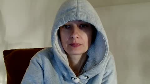 Snapshot of bebacksooon chatting on 02-05-26, 04:44 Raluca online show from 02-05-26, 04:44