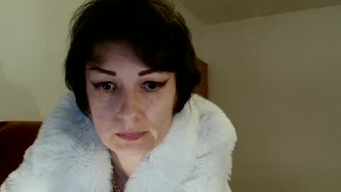 Snapshot of bebacksooon chatting on 02-14-26, 06:59 Raluca online show from 02-14-26, 06:59