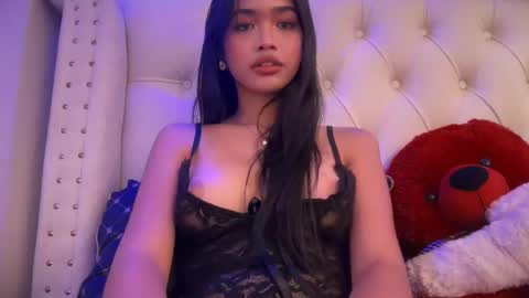 Madison. online show from 03-06-25, 03:56