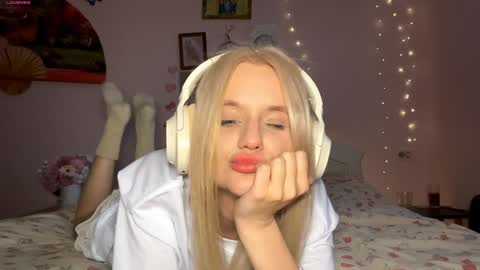 Melissa online show from 02-04-26, 02:34