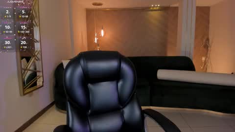 Am Becca online show from 09-23-25, 07:50