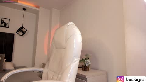 Marzhie online show from 02-08-25, 05:18