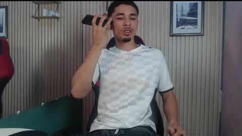 becker2_ online show from 12-02-25, 10:27