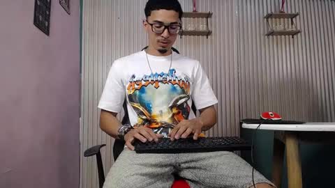 becker2_ online show from 01-11-26, 05:51