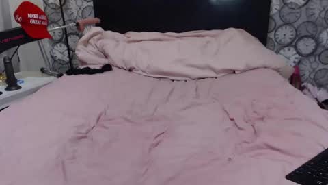 Becky online show from 11-27-25, 09:28