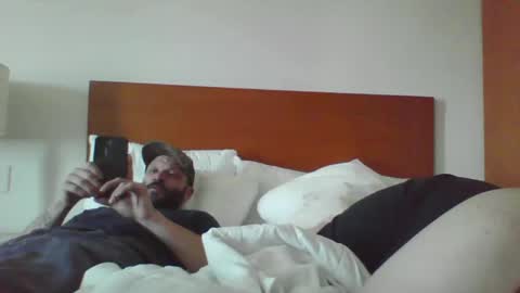 Snapshot of bedbandits chatting on 02-08-25, 02:27 Bedbandits69 online show from 02-08-25, 02:27