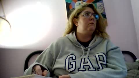 Snapshot of bedbandits chatting on 10-29-25, 08:54 Bedbandits69 online show from 10-29-25, 08:54