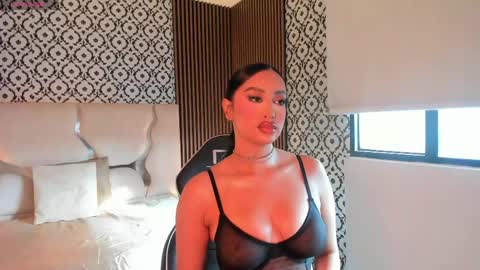 Snapshot of beella_tay1 chatting on 04-26-26, 12:03 BELLA online show from 04-26-26, 12:03