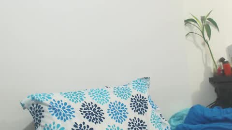 Alex online show from 10-31-25, 06:25