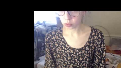 Snapshot of beettydream chatting on 02-14-25, 10:59 BeettyDream online show from 02-14-25, 10:59