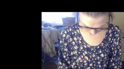 Snapshot of beettydream chatting on 02-23-25, 01:10 BeettyDream online show from 02-23-25, 01:10