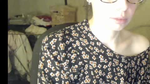 Snapshot of beettydream chatting on 03-07-25, 07:16 BeettyDream online show from 03-07-25, 07:16