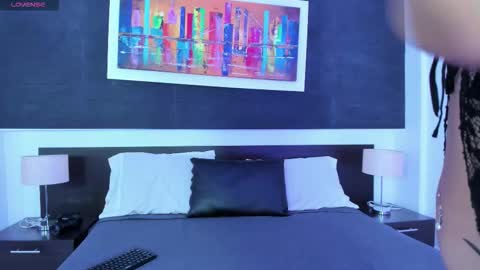 Bela  online show from 11-19-25, 03:39